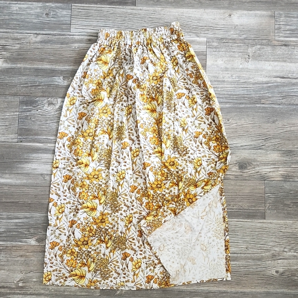 Floral Yellow and White Women's Skirt